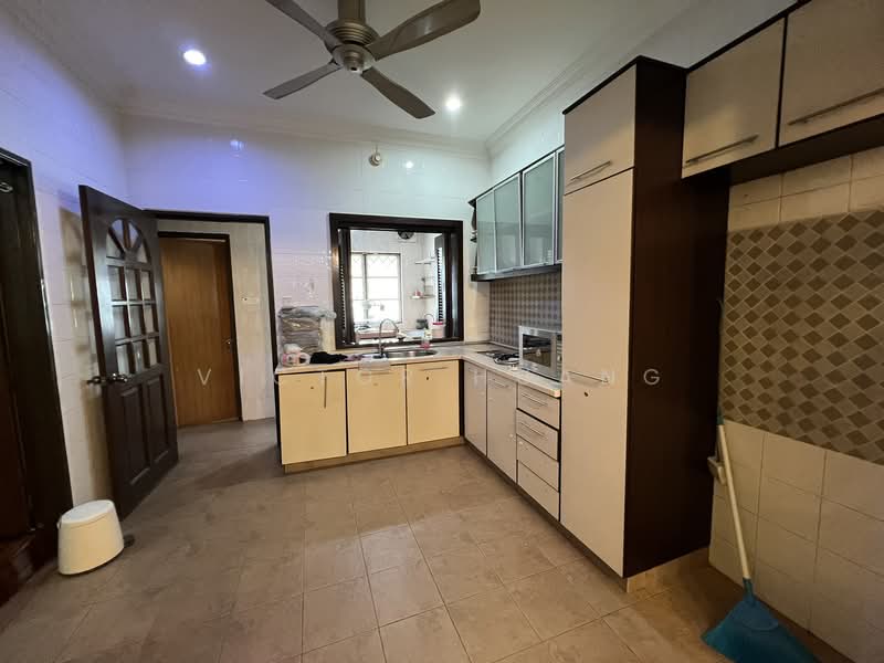 2-storey Terraced House for Sale in Mutiara Damansara (Petaling Jaya) - Victor Huang - Dry kitchen - PropertyGuru.com.my