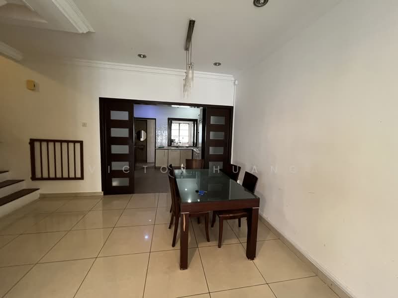 2-storey Terraced House for Sale in Mutiara Damansara (Petaling Jaya) - Victor Huang - Dining Room - PropertyGuru.com.my