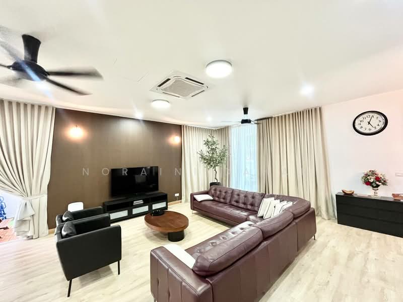 2-storey Terraced House for Sale in Cyberjaya (Selangor) - Noraini Dahan - Living Room - PropertyGuru.com.my