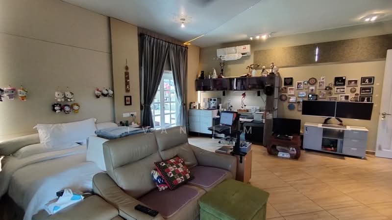 2.5-storey Terraced House for Sale in Taman Desa (Kuala Lumpur) - Ivan Lim - Bedroom - PropertyGuru.com.my