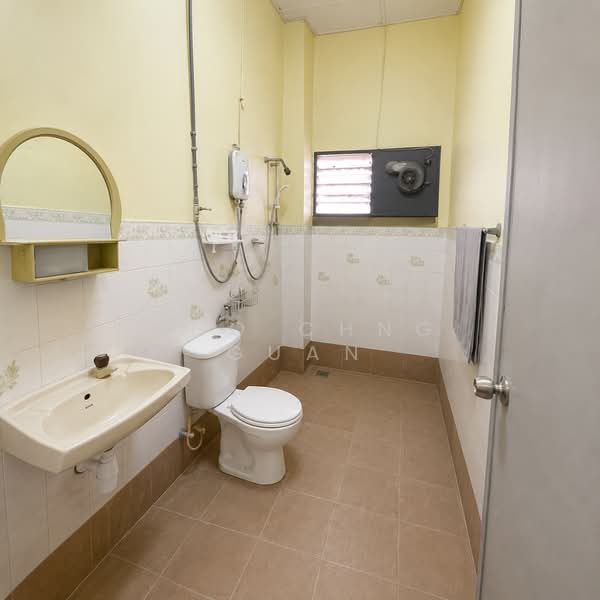 2-storey Terraced House for Rent in BANDAR PUCHONG JAYA (Puchong) - Kho Chng Guan - Bathroom - PropertyGuru.com.my