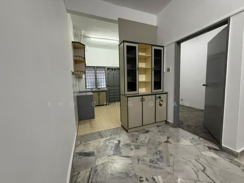 Rumah Teres 2 Tingkat untuk Disewa di BANDAR PUCHONG JAYA (Puchong) - Kho Chng Guan - Kitchen - PropertyGuru.com.my