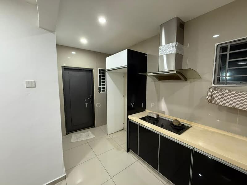 2-storey Terraced House for Sale in Kota Emerald (Rawang) - Tom Yip - Kitchen - PropertyGuru.com.my