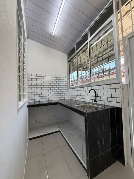Rumah Teres 1 Tingkat untuk Dijual di Bandar Puteri Jaya (Sungai Petani) - Hasrul Rosli - Kitchen - PropertyGuru.com.my