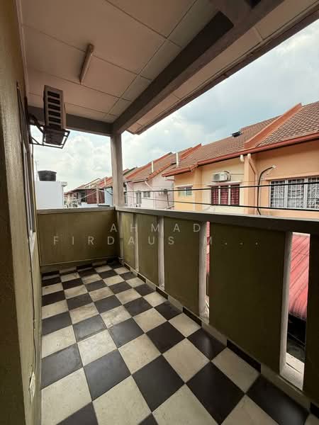 Rumah Teres untuk Dijual di Taman Pinggiran Usj (Subang Jaya) - Ahmad Firdaus Mahmod - Balcony - PropertyGuru.com.my