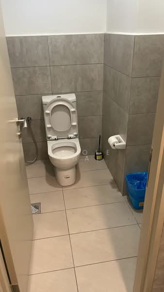 Pejabat untuk Disewa di Petaling Jaya (Selangor) - Nicole Chai - Bathroom - PropertyGuru.com.my