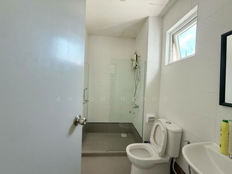 Servis Apartment untuk Dijual di Seasons Amara Larkin - Anson Hiong - Bathroom - PropertyGuru.com.my