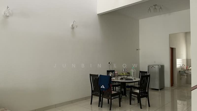 Terraced House for Rent in 16 Sierra (Puchong) - Junbin Low - Dining Room - PropertyGuru.com.my