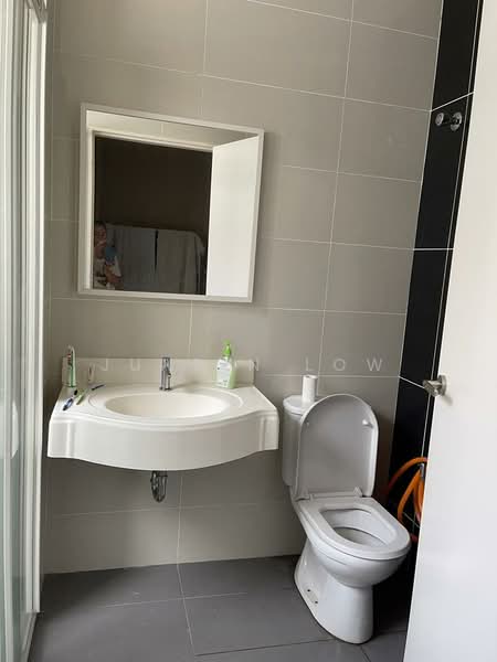 Terraced House for Rent in 16 Sierra (Puchong) - Junbin Low - Bathroom - PropertyGuru.com.my