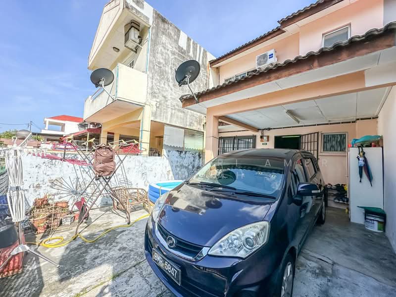 Rumah Teres untuk Dijual di Garden Avenue (Seremban 2) - Ahmad Fikri Amer Hamzah - Exterior - PropertyGuru.com.my