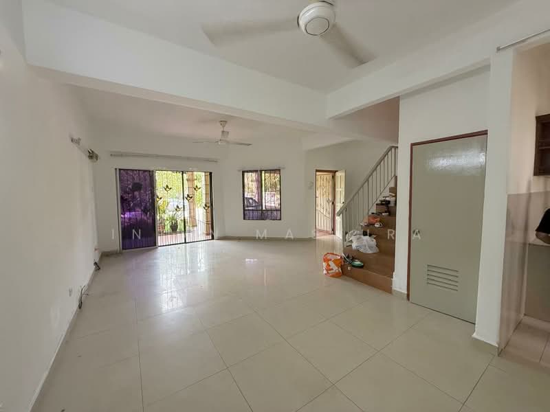 2-storey Terraced House for Rent in U12, Taman Desa Alam (Shah Alam) - Intan Mastura - Living Room - PropertyGuru.com.my