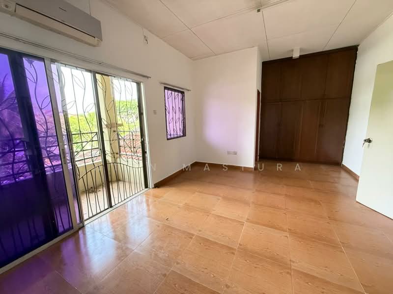 2-storey Terraced House for Rent in U12, Taman Desa Alam (Shah Alam) - Intan Mastura - Bedroom - PropertyGuru.com.my