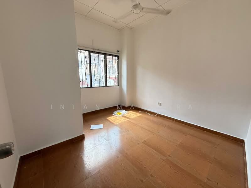 2-storey Terraced House for Rent in U12, Taman Desa Alam (Shah Alam) - Intan Mastura - Interior - PropertyGuru.com.my