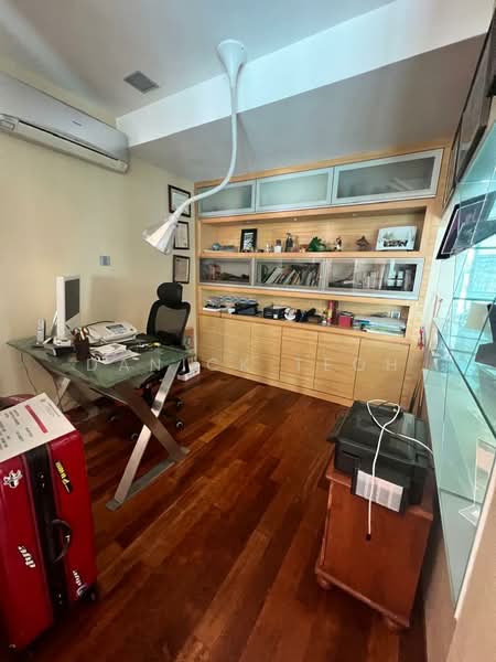 Bungalow for Sale in Batu Ferringhi (Penang) - Danick Teoh - Study - PropertyGuru.com.my