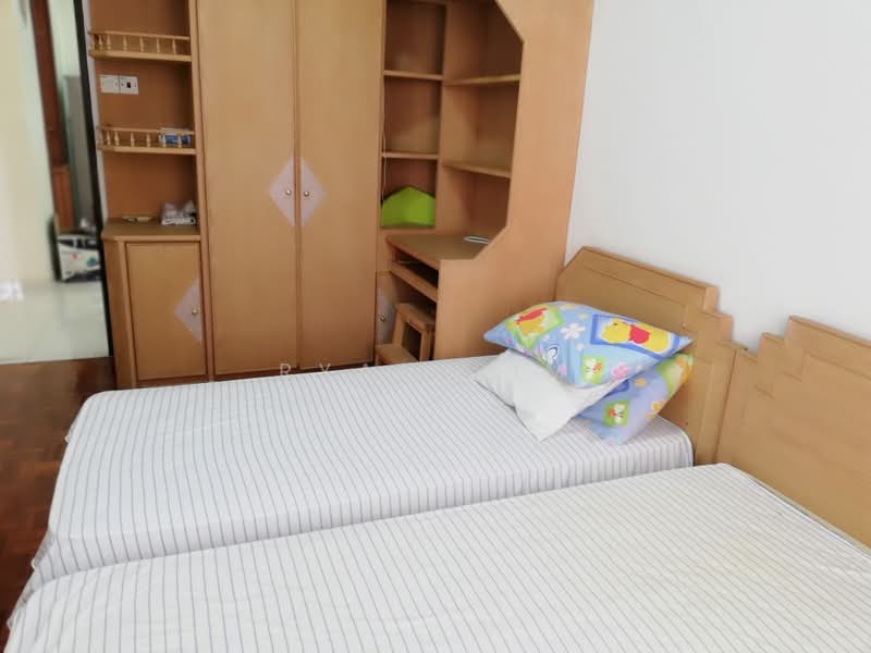 Kondominium untuk Disewa di Grand View - Ryan Sim - Bedroom - PropertyGuru.com.my