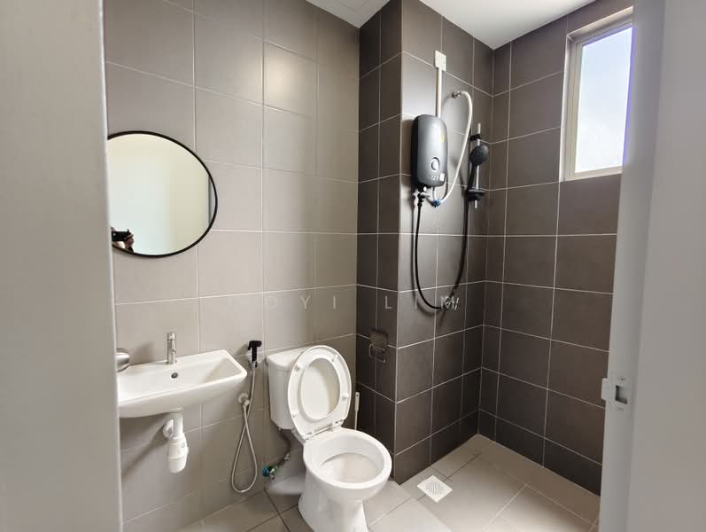 Kondominium untuk Disewa di Nikka Residence - Coyi Lim - Bathroom - PropertyGuru.com.my