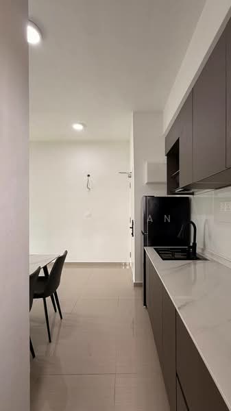 Servis Apartment untuk Disewa di Mesahill - Mike Tan - Kitchen - PropertyGuru.com.my