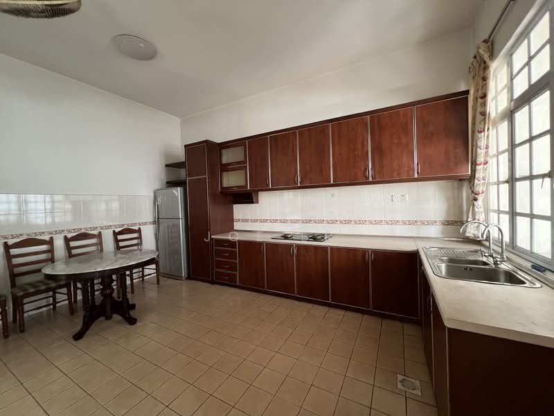 Rumah Berkembar untuk Dijual di Bandar Puteri Puchong (Puchong) - Joe ER - Kitchen - PropertyGuru.com.my