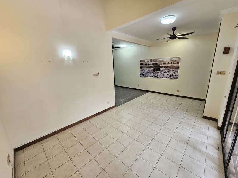 2-storey Terraced House for Rent in Bukit Jelutong (Shah Alam) - Winny Su - Living Room - PropertyGuru.com.my