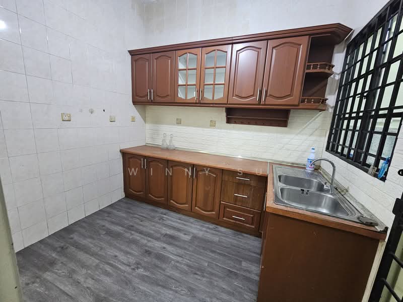 2-storey Terraced House for Rent in Bukit Jelutong (Shah Alam) - Winny Su - Kitchen - PropertyGuru.com.my
