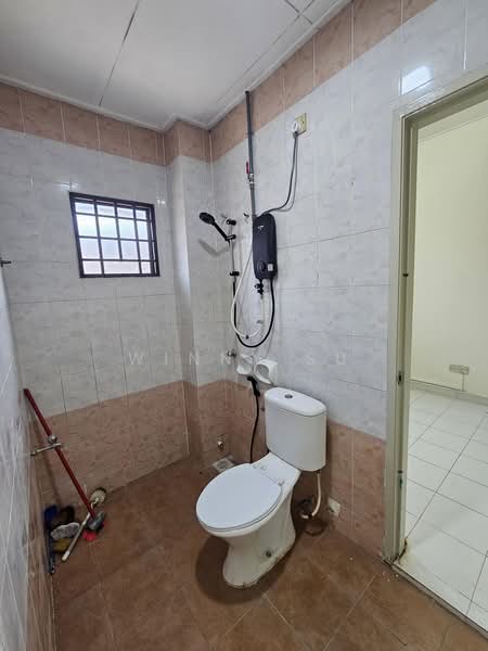 2-storey Terraced House for Rent in Bukit Jelutong (Shah Alam) - Winny Su - Bathroom - PropertyGuru.com.my