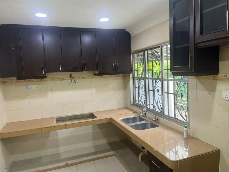 Rumah Teres 2 Tingkat untuk Dijual di Taman Pinggiran Usj (Subang Jaya) - Farah Hanan - Kitchen - PropertyGuru.com.my
