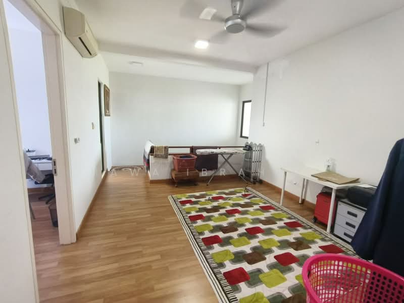 Semi-Detached House for Sale in Kota Seriemas (Nilai) - Hawa Ibrahim - PropertyGuru.com.my