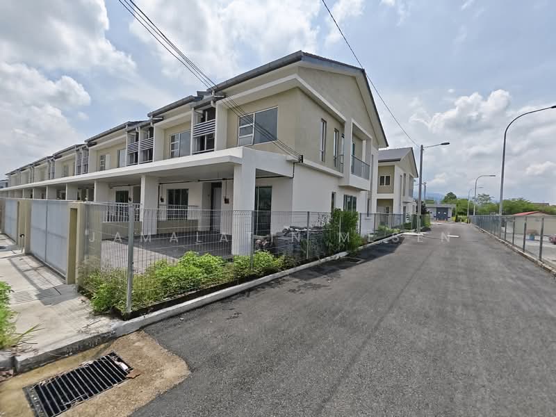 2-storey Terraced House for Sale in Semenyih (Selangor) - Jamalatin Mesen - Exterior - PropertyGuru.com.my