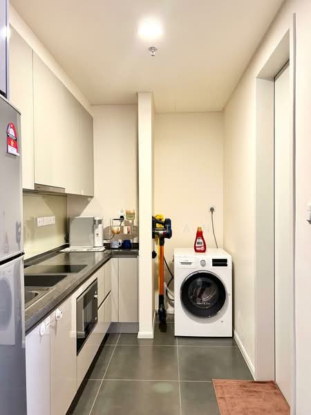 Service Residence for Rent at Ativo Suites @ Damansara Avenue - Eve Tan - Kitchen - PropertyGuru.com.my