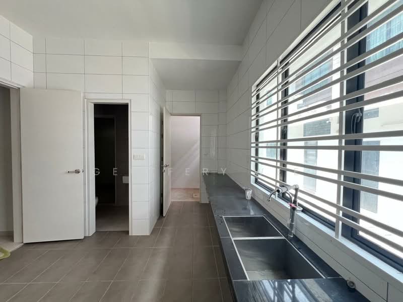 Rumah Teres 2-Tingkat untuk Disewa di Taman Satu Krubong (Krubong) - Geoffery Wee - Kitchen - PropertyGuru.com.my