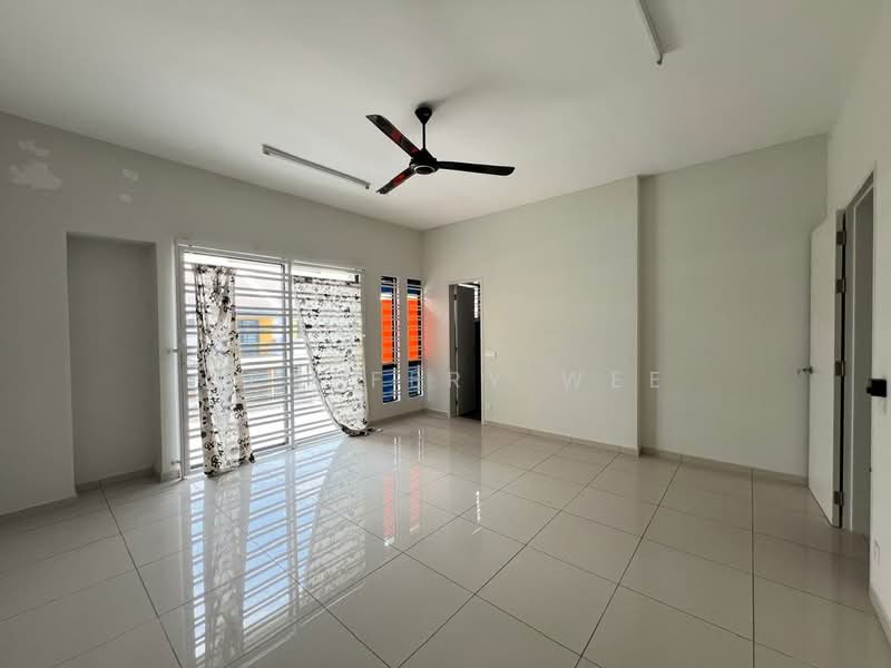 Rumah Teres 2-Tingkat untuk Disewa di Taman Satu Krubong (Krubong) - Geoffery Wee - Living Room - PropertyGuru.com.my