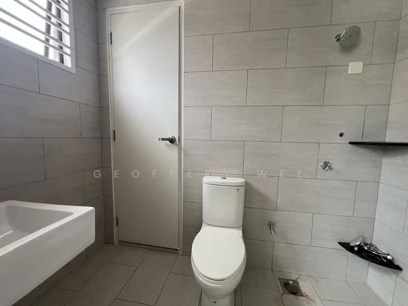 Rumah Teres 2-Tingkat untuk Disewa di Taman Satu Krubong (Krubong) - Geoffery Wee - Bathroom - PropertyGuru.com.my