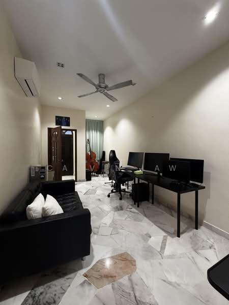 Terraced House for Sale in Taman Mayang (Petaling Jaya) - Calvin Law - PropertyGuru.com.my