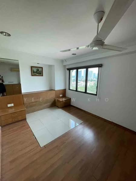 Kondominium untuk Disewa di Vista Komanwel C - Yee Yew Kho - Bedroom - PropertyGuru.com.my