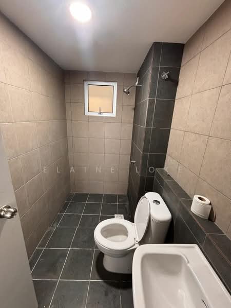 Condominium for Rent at Residensi Dutamas Dahlia - Elaine Loke - Bathroom - PropertyGuru.com.my