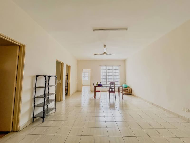 Kondominium untuk Dijual di Kondominium Kristal - Muz Hafiz - PropertyGuru.com.my