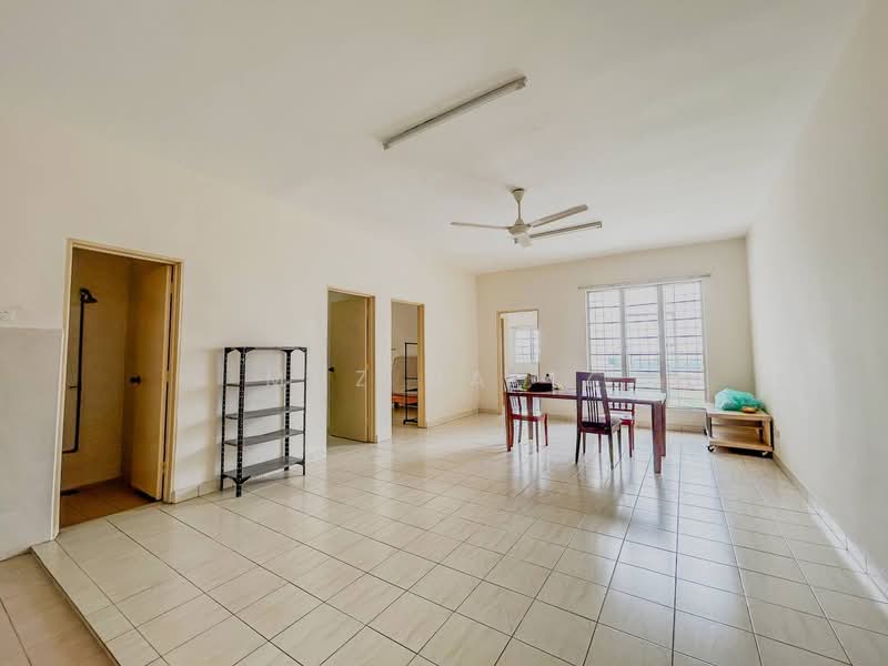 Kondominium untuk Dijual di Kondominium Kristal - Muz Hafiz - PropertyGuru.com.my