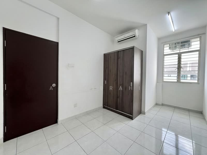 Apartment for Sale at Pangsapuri Saujana Permai 2 - Azli Ibrahim - Bedroom - PropertyGuru.com.my