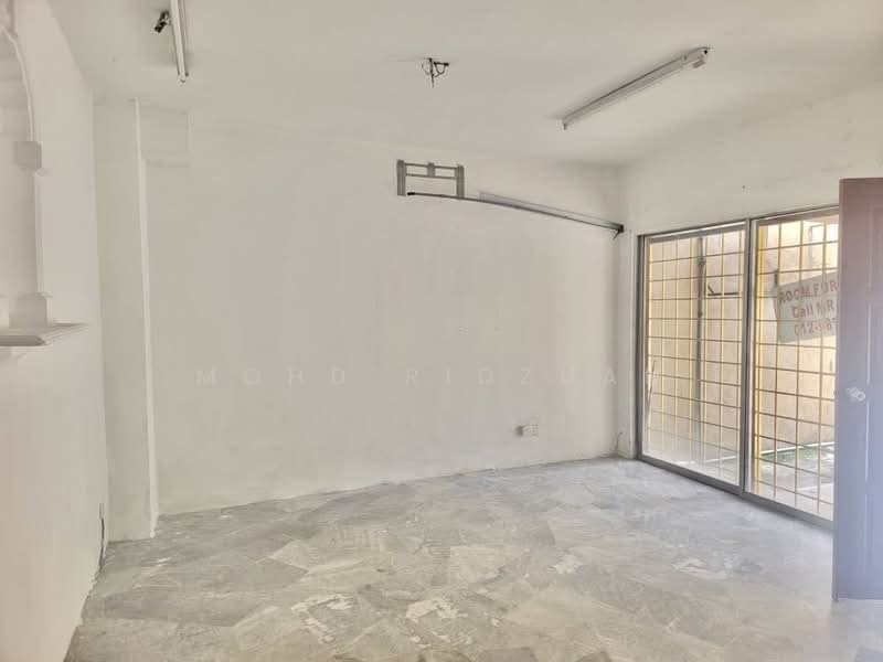 2-storey Terraced House for Sale in Taman Puchong Perdana (Puchong) - Mohd Ridzuan - Interior - PropertyGuru.com.my