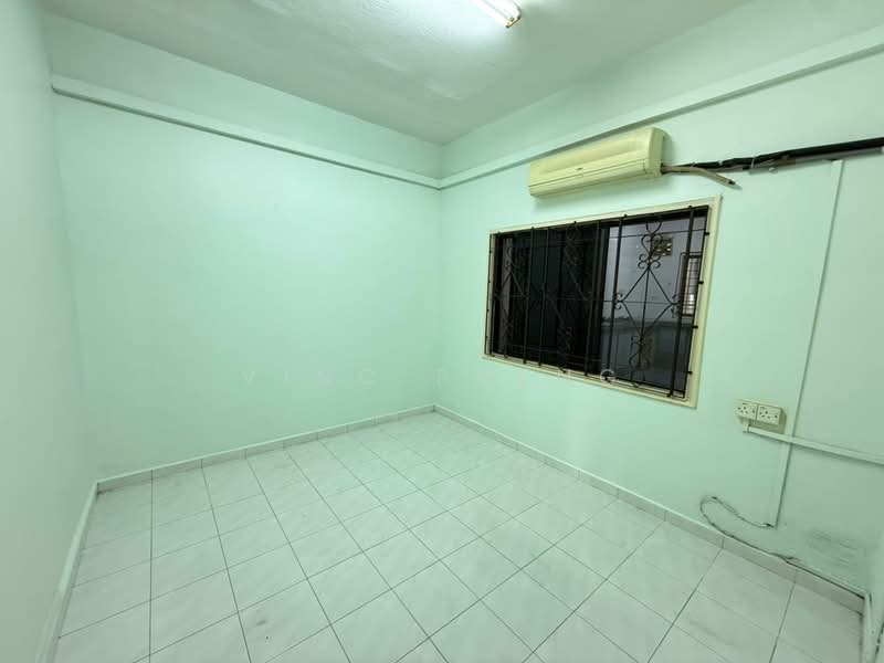 Semi-Detached House for Sale in Taman Bukit Beruang (Bukit Baru) - Vinc Pheng - Interior - PropertyGuru.com.my