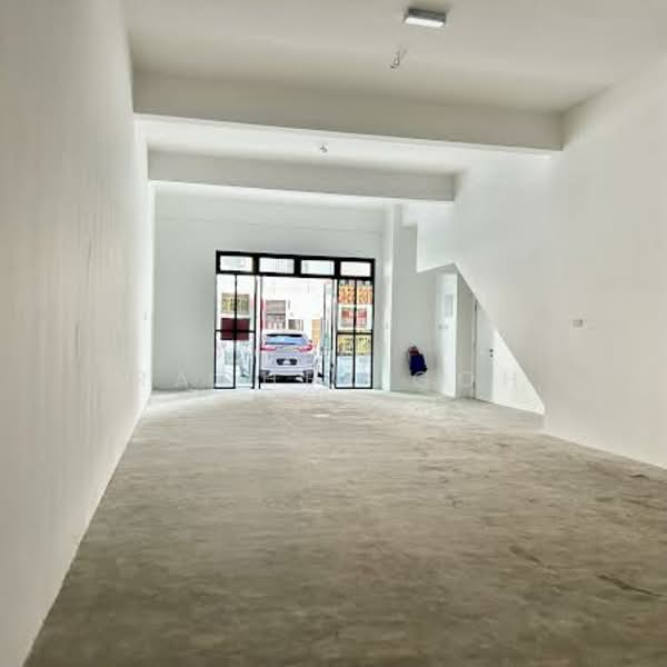 Kedai / Pejabat untuk Dijual di Taman Pelangi (Johor Bahru) - Rachel Goh - Entrance - PropertyGuru.com.my
