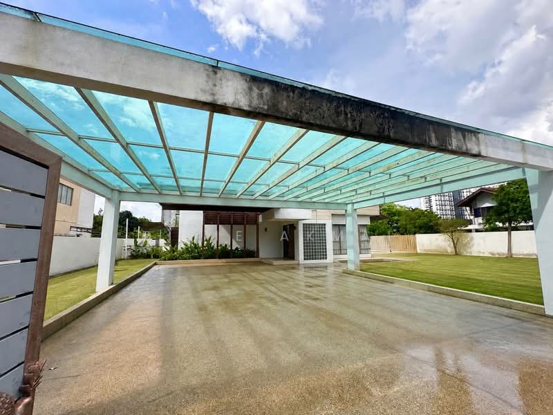 Rumah Banglo untuk Dijual di Bandar Seri Putra (Bangi) - Dinie Akmal - Exterior - PropertyGuru.com.my