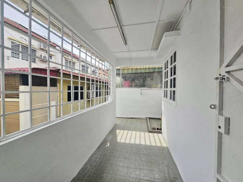 2-storey Terraced House for Sale in Usj 9 (Subang Jaya) - Richard Ooi - Exterior - PropertyGuru.com.my