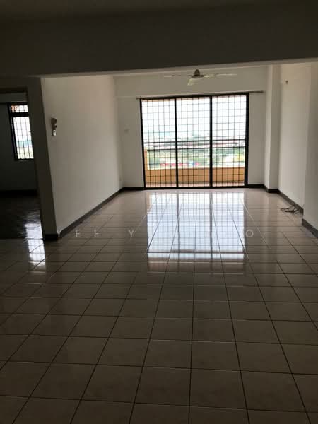 Condominium for Rent at Vista Komanwel A - Yee Yew Kho - Living Room - PropertyGuru.com.my