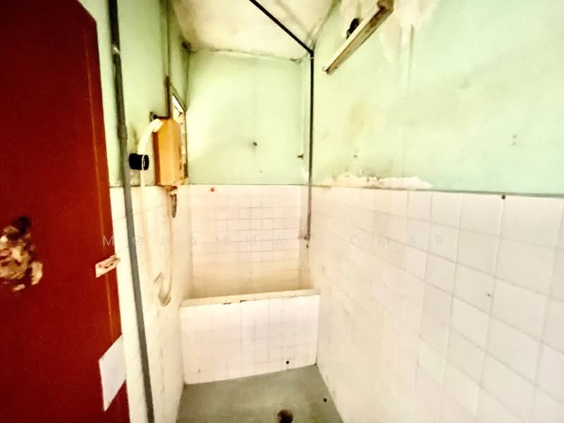 1-storey Terraced House for Sale in Kelana Jaya (Petaling Jaya) - Mohammad Omar - PropertyGuru.com.my