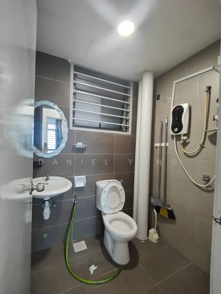 Servis Apartment untuk Dijual di ARC @ Austin Hills - Daniel Yong - Bathroom - PropertyGuru.com.my