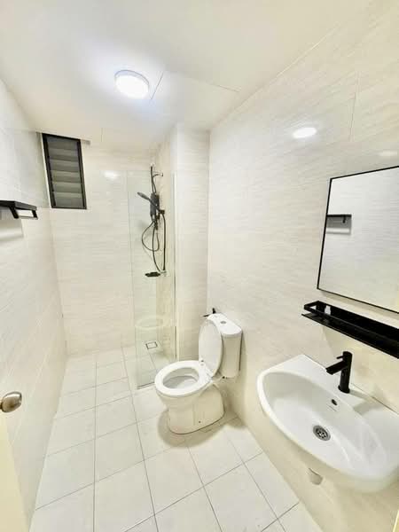 Condominium for Rent at Brezza Hill - Basri Munir - Bathroom - PropertyGuru.com.my