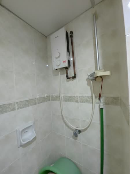 Kondominium untuk Disewa di Grand View - Irene Goh - Bathroom - PropertyGuru.com.my