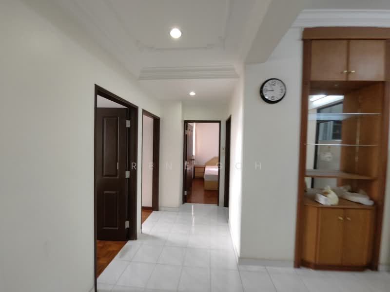 Kondominium untuk Disewa di Grand View - Irene Goh - Corridor - PropertyGuru.com.my