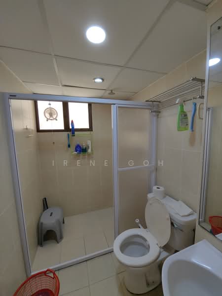 Kondominium untuk Disewa di Grand View - Irene Goh - Bathroom - PropertyGuru.com.my
